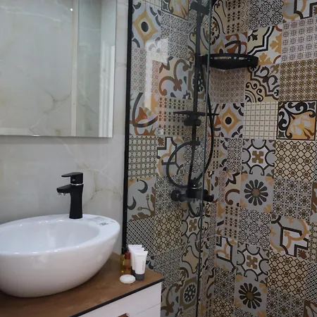 Stef & Stam Nerantzis * Himara