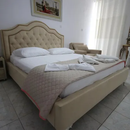 Stef & Stam Nerantzis *