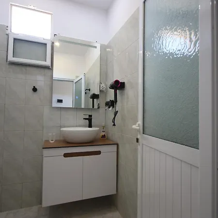 Stef & Stam Nerantzis Himara