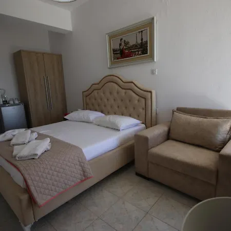 Stef & Stam Nerantzis * Himara