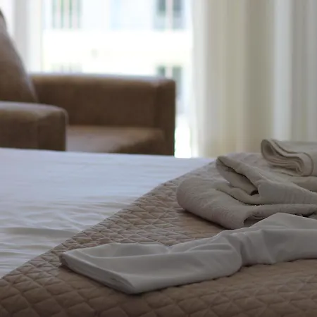 Stef & Stam Nerantzis Szálloda *