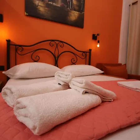 Stef & Stam Nerantzis Hotel *